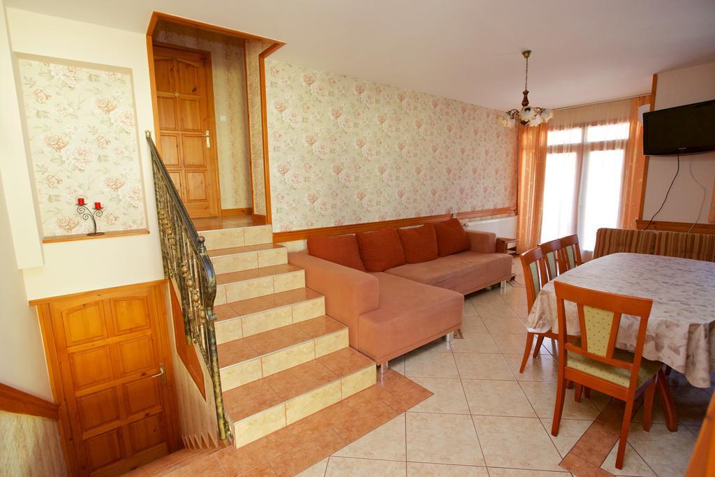 Royal Apartman Hajduszoboszlo Exterior foto