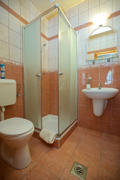 Royal Apartman Hajduszoboszlo Exterior foto